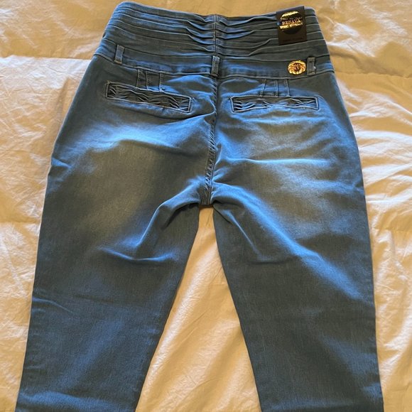 Benava from Moda Xpress - Picture 4 of 9